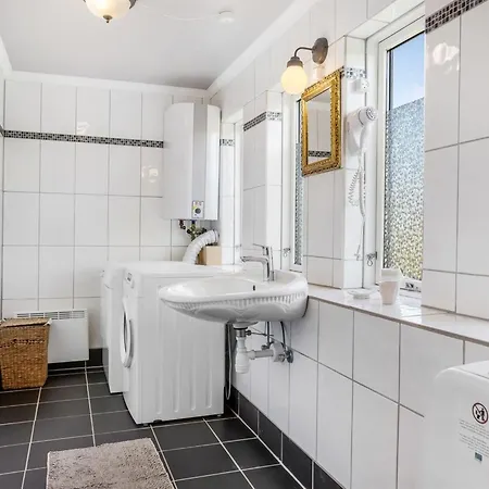 Albina - 4-5km From The Sea By Interhome